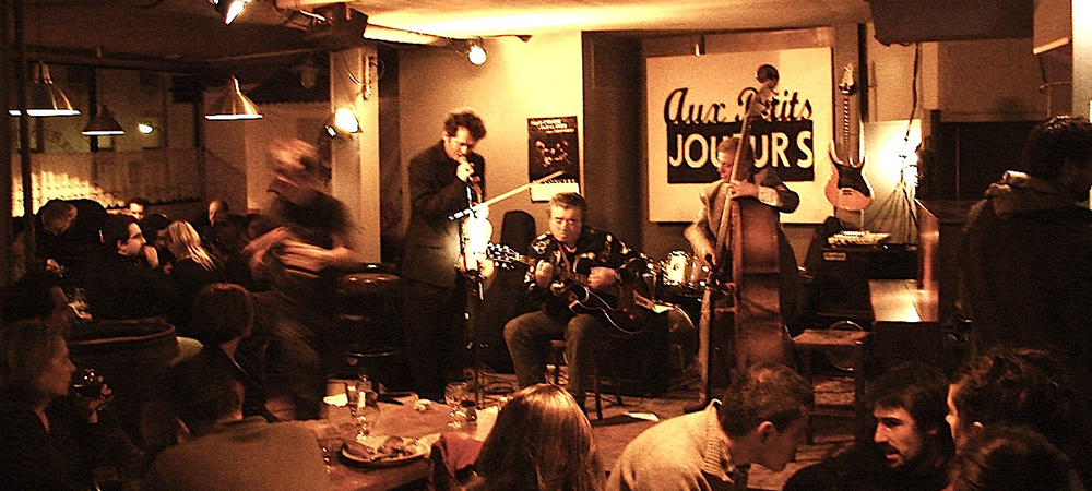 Incrust' chez les Manouches