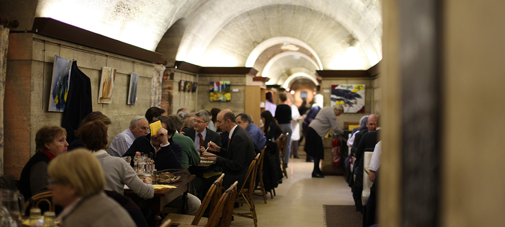 Sur cette cantine je bâtirai mon église