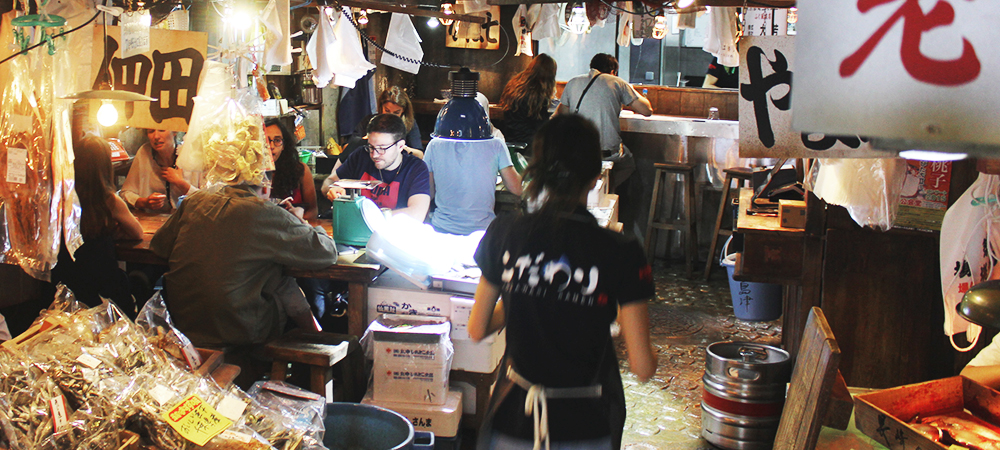 Resto dans une criée japonaise