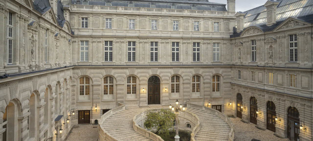 Le théâtre secret du Louvre